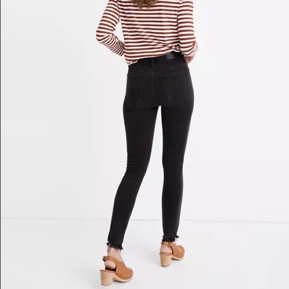 Madewell 10” high rise skinny jeans in Berkeley black - Picture 3 of 9